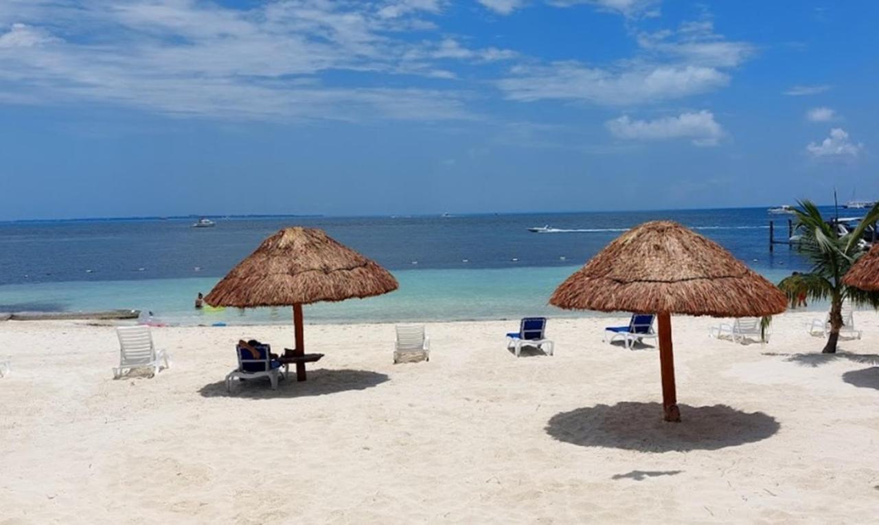 Oceanfront Condo At Unique Location Cancun Exterior photo